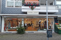 Knopf-und-Stoff